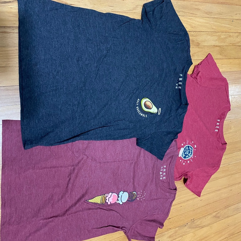 3 tee shirts
